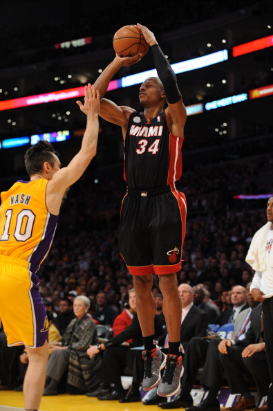 魅力四射的 魅力四射的