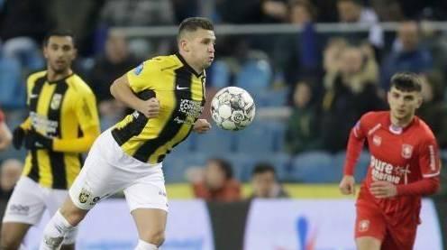 对决总是引 对决总是引