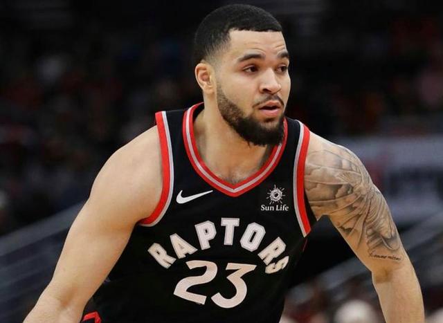 天价签约 天价签约